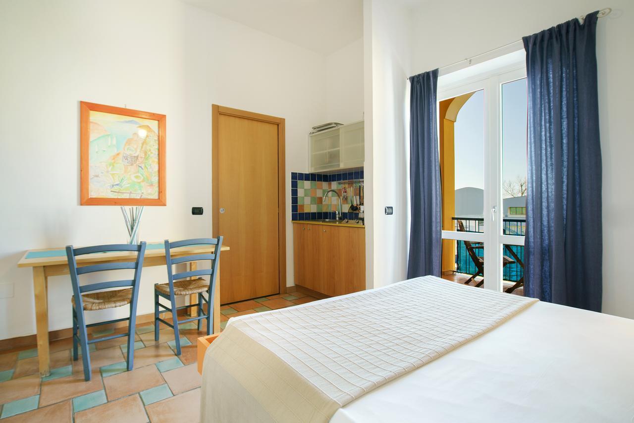 Gioia 37 Apartments Procida Eksteriør bilde